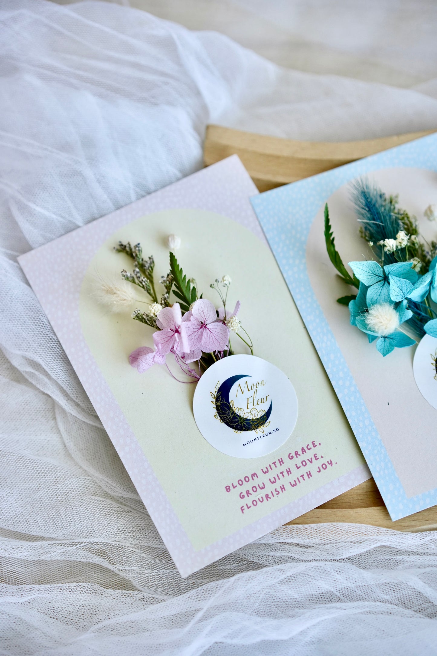 Preserved Floral Greeting Card
Moon Fleur Singapore