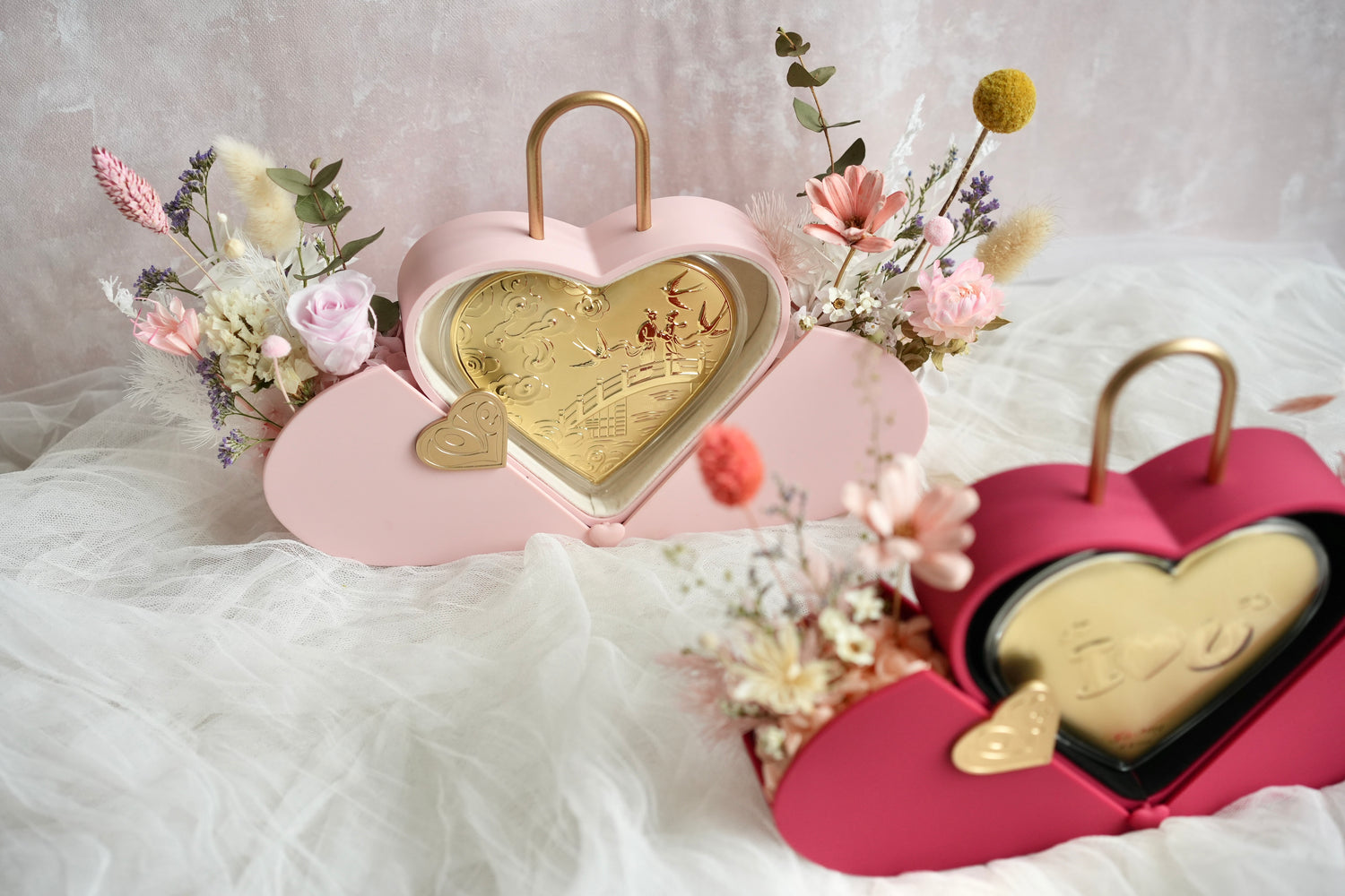 åæåæēøčæ Heart Lock 999 Gold Vase | Qixi Festival Flowers Singapore