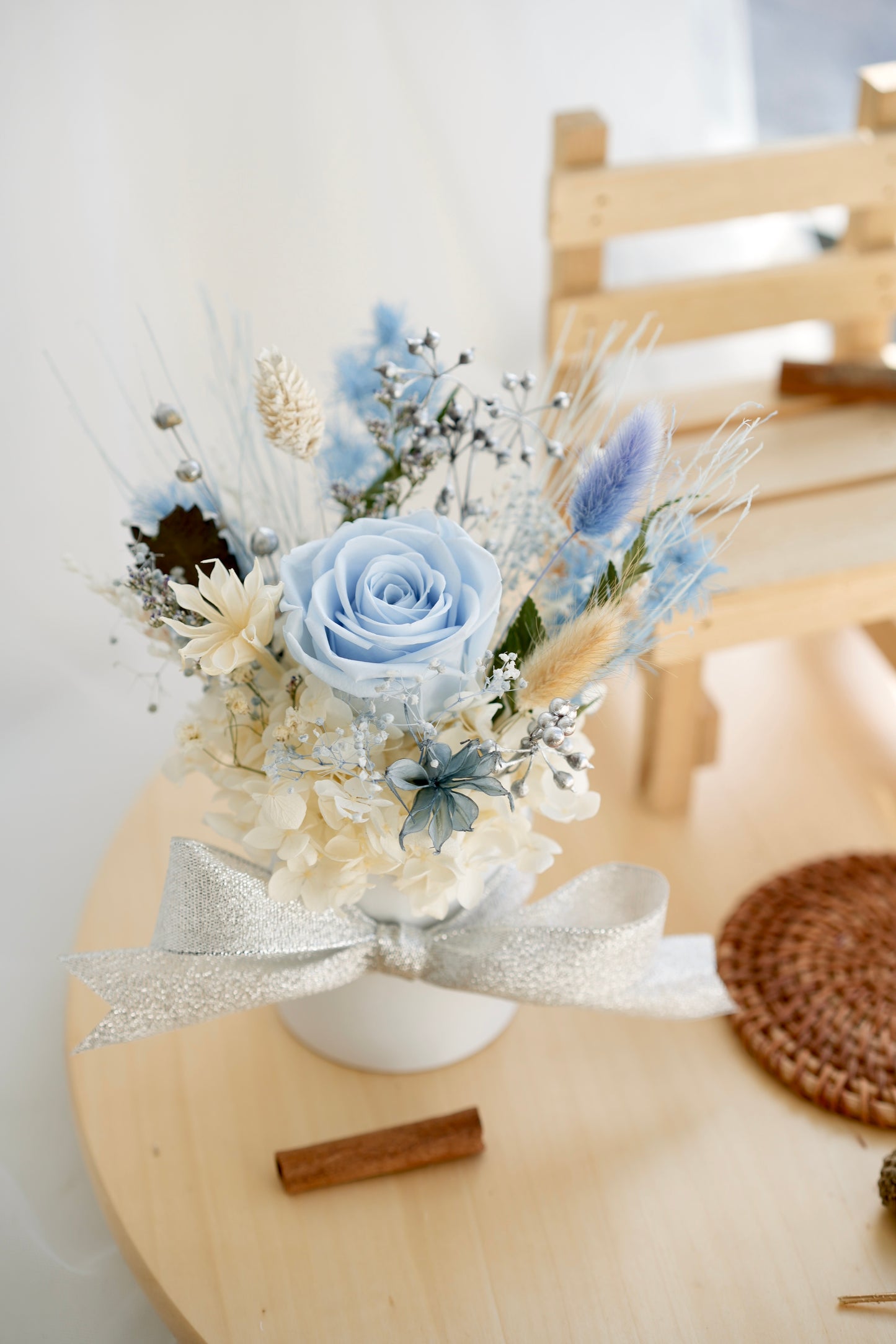 Silver Lullaby - White Small Bloom Box