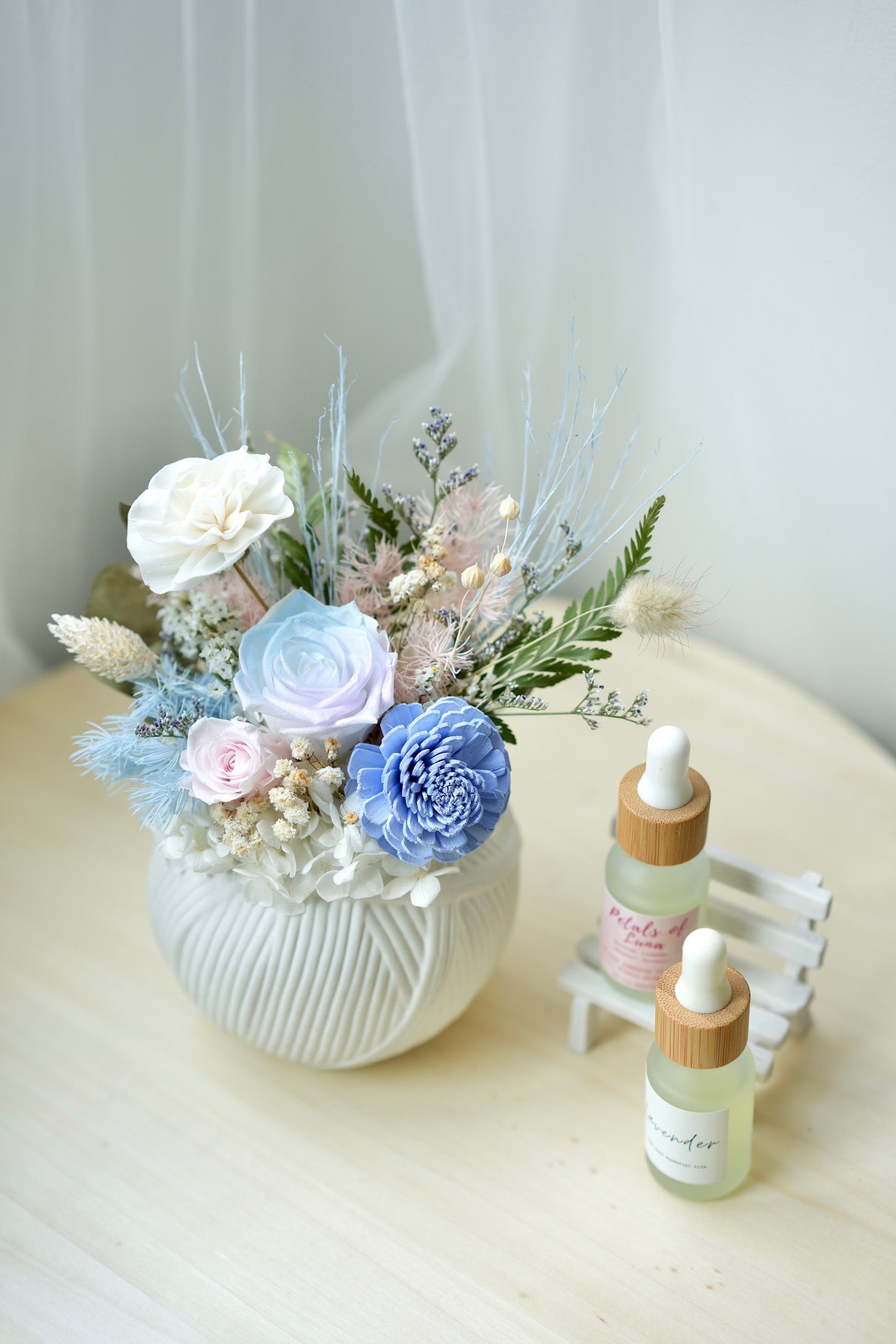 Moon Fleur x Sonder & Two: Sparkling Love Vase (Scented) x Essential Oil