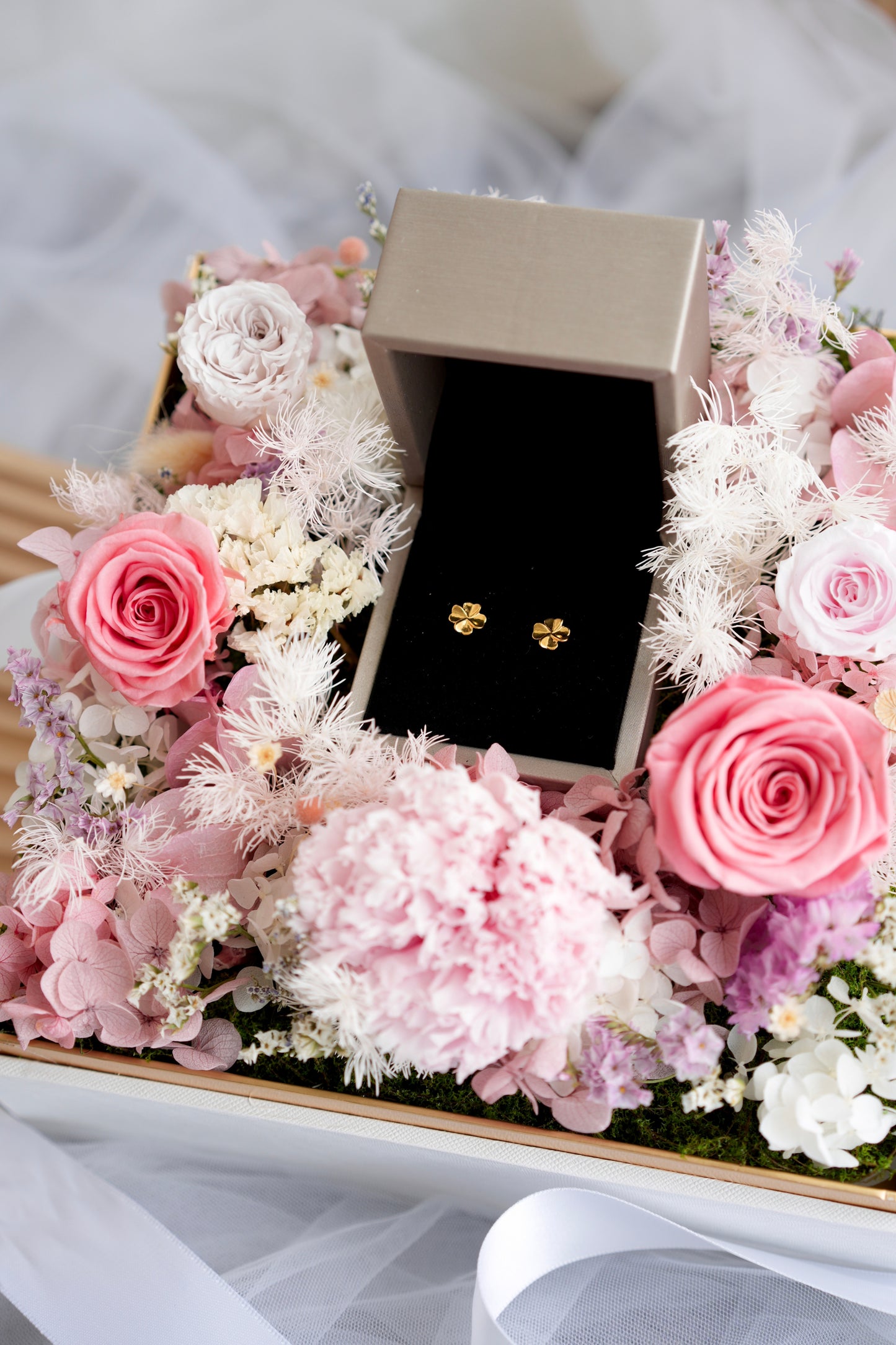 [Pre-Order] Kin Jewellery x Moon Fleur Preserved Flower Box