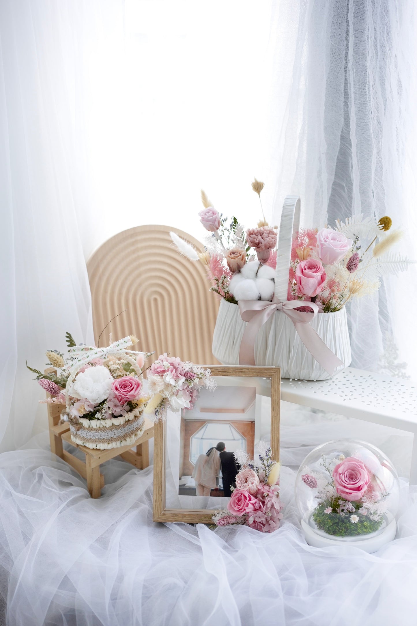 Floral Photo Frame - Blushing Bliss