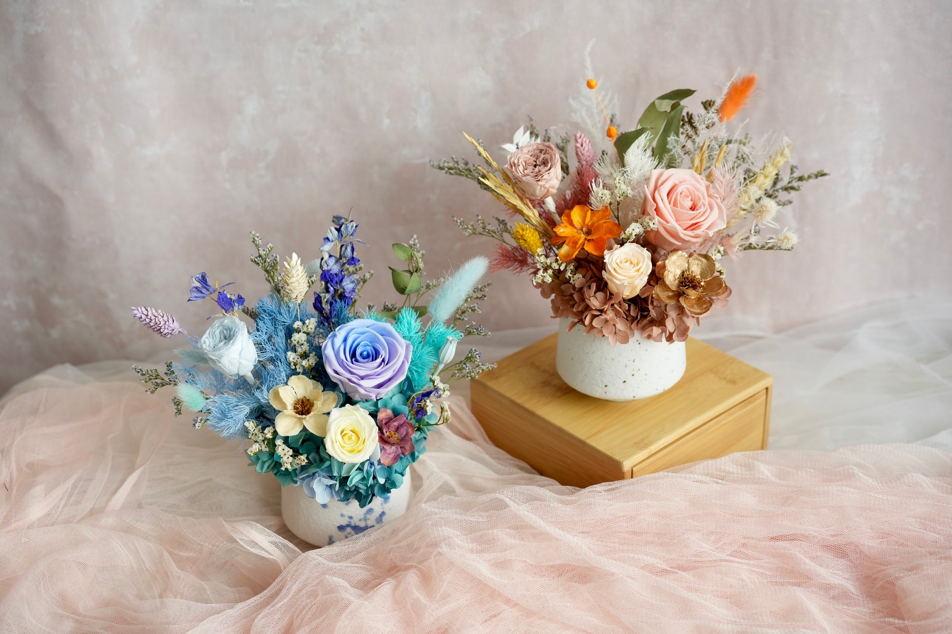 Blue Serenity Vase
Moon Fleur Singapore 