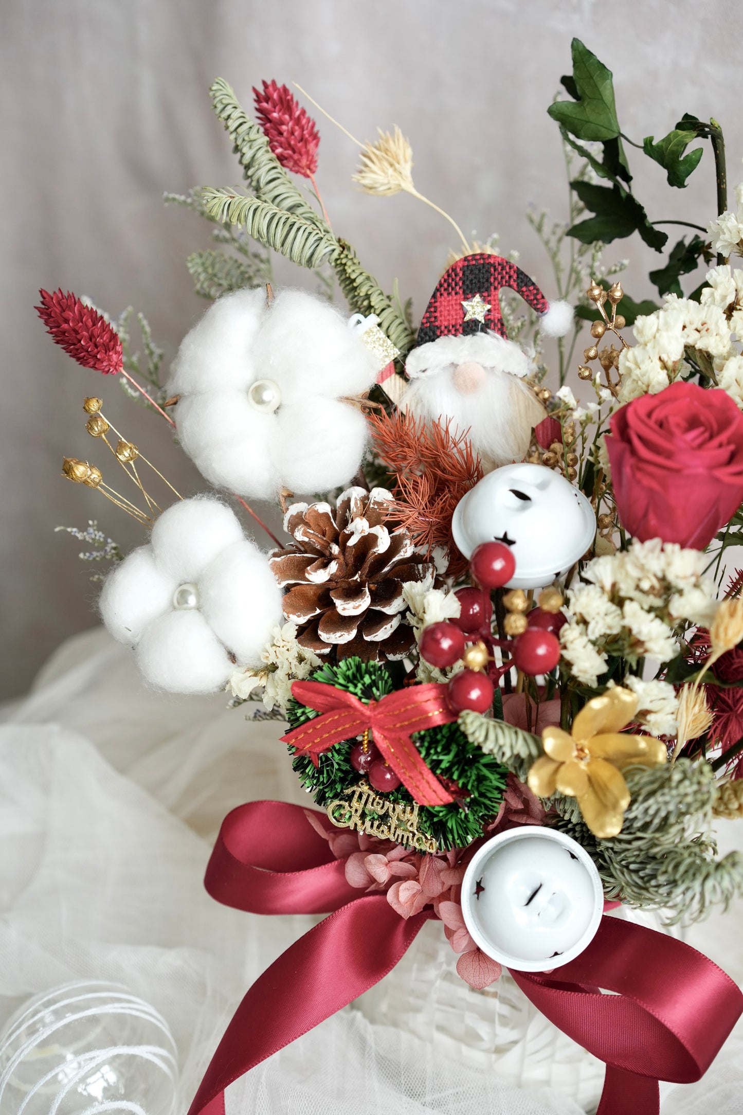 Holiday Ruby Christmas Vase