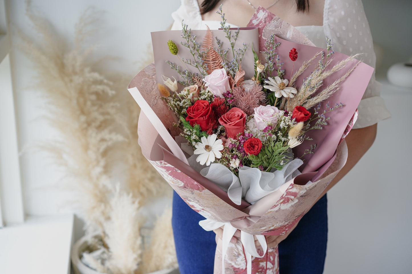 Crimson Romance Luxe Bouquet