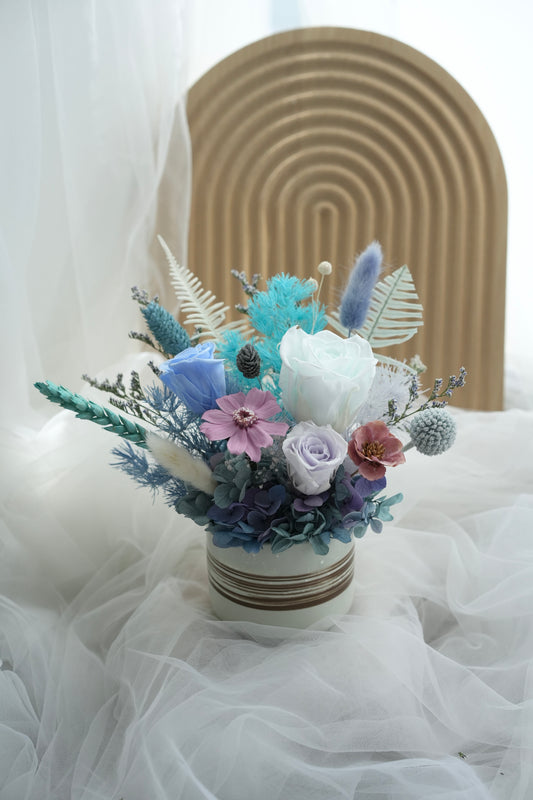 Bluepea Love Vase