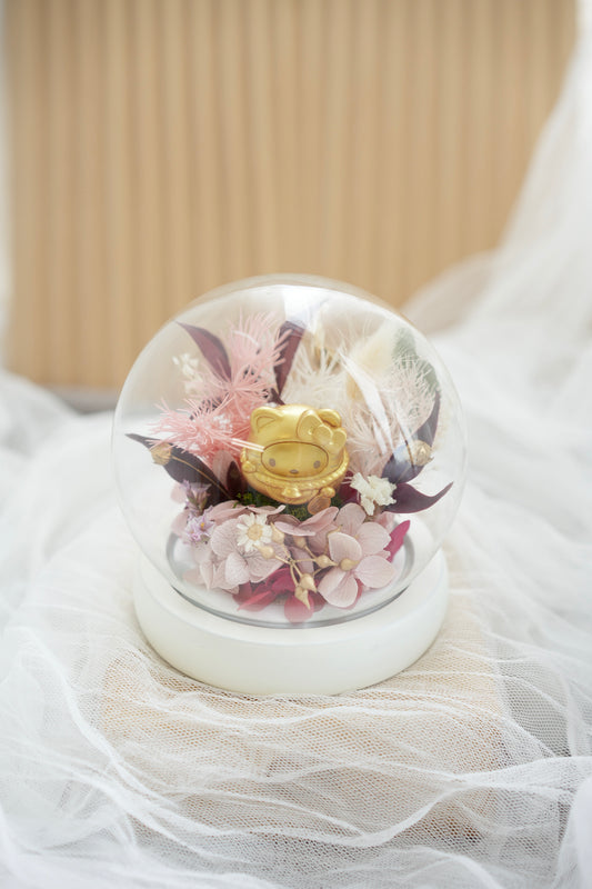 Sanrio Hello Kitty Flower Dome Dried & Preserved Flowers