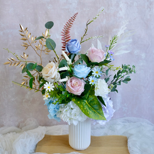 Serene Bloom Vase 
Moon Fleur Singapore