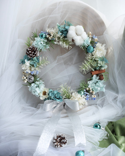 cyan blue christmas flower wreath moon fleur